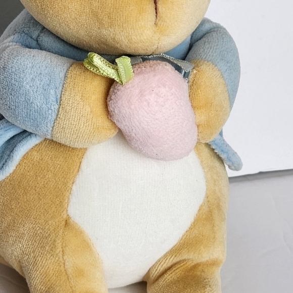 Eden plush bunny with carrot toy Beatrix Potter Peter Rabbit - Picture 6 of 9